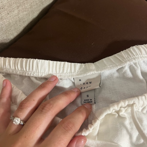 A NEW DAY white pants - Picture 10 of 11